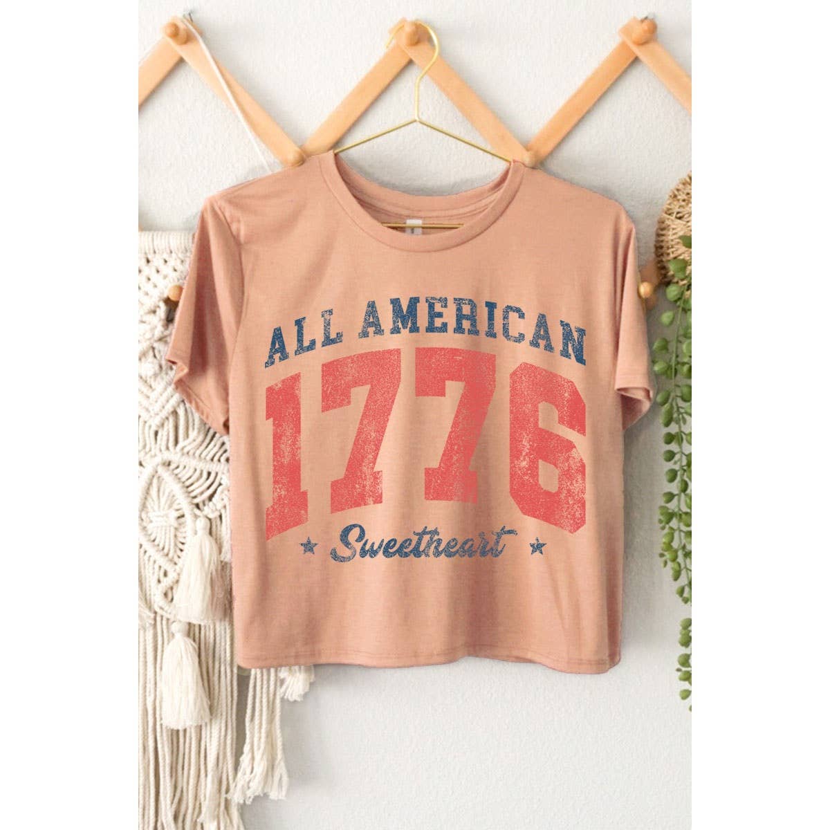 ALL AMERICAN 1776 SWEETHEART GRAPHIC CROP TOP