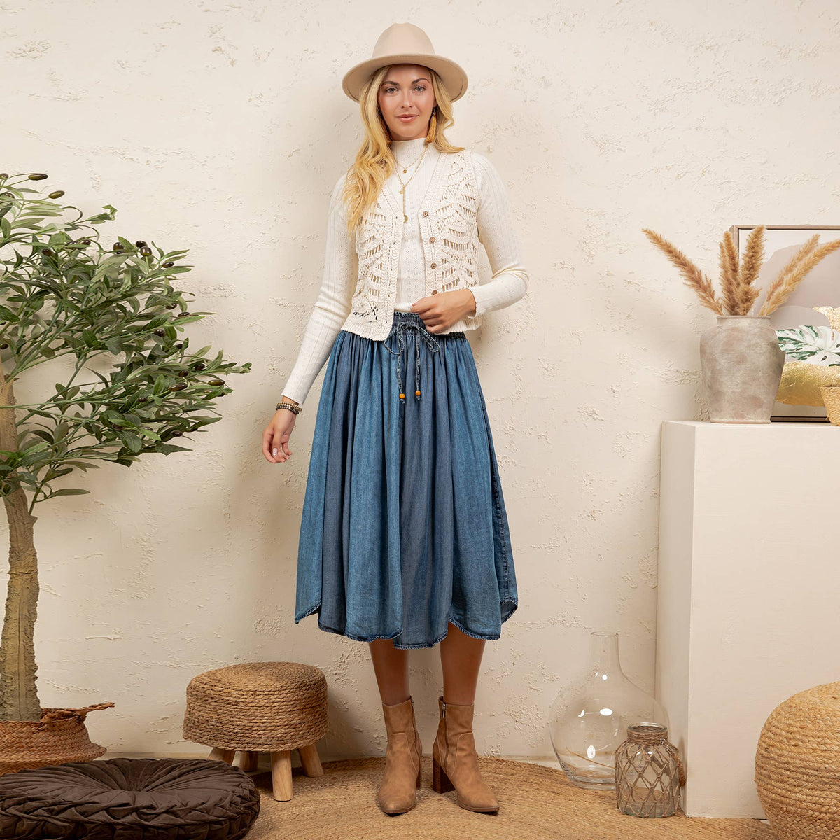 Shirred Elastic Waist Denim Skirt