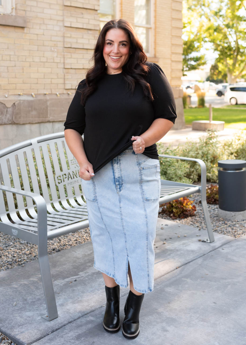 Hailee Basic Black Top