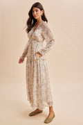 SMOCKED FLORAL MAXI DRESS: CLOUD DANCER / M