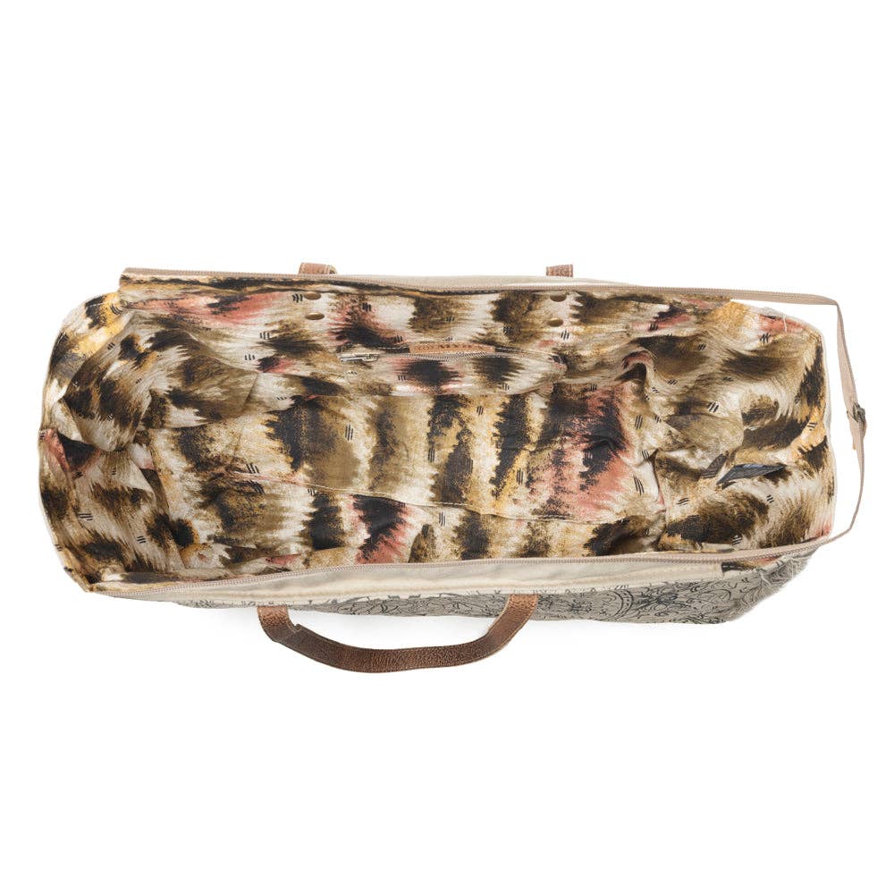 Wildmandala Weekender Bag for Women in ivory with vintage print detail