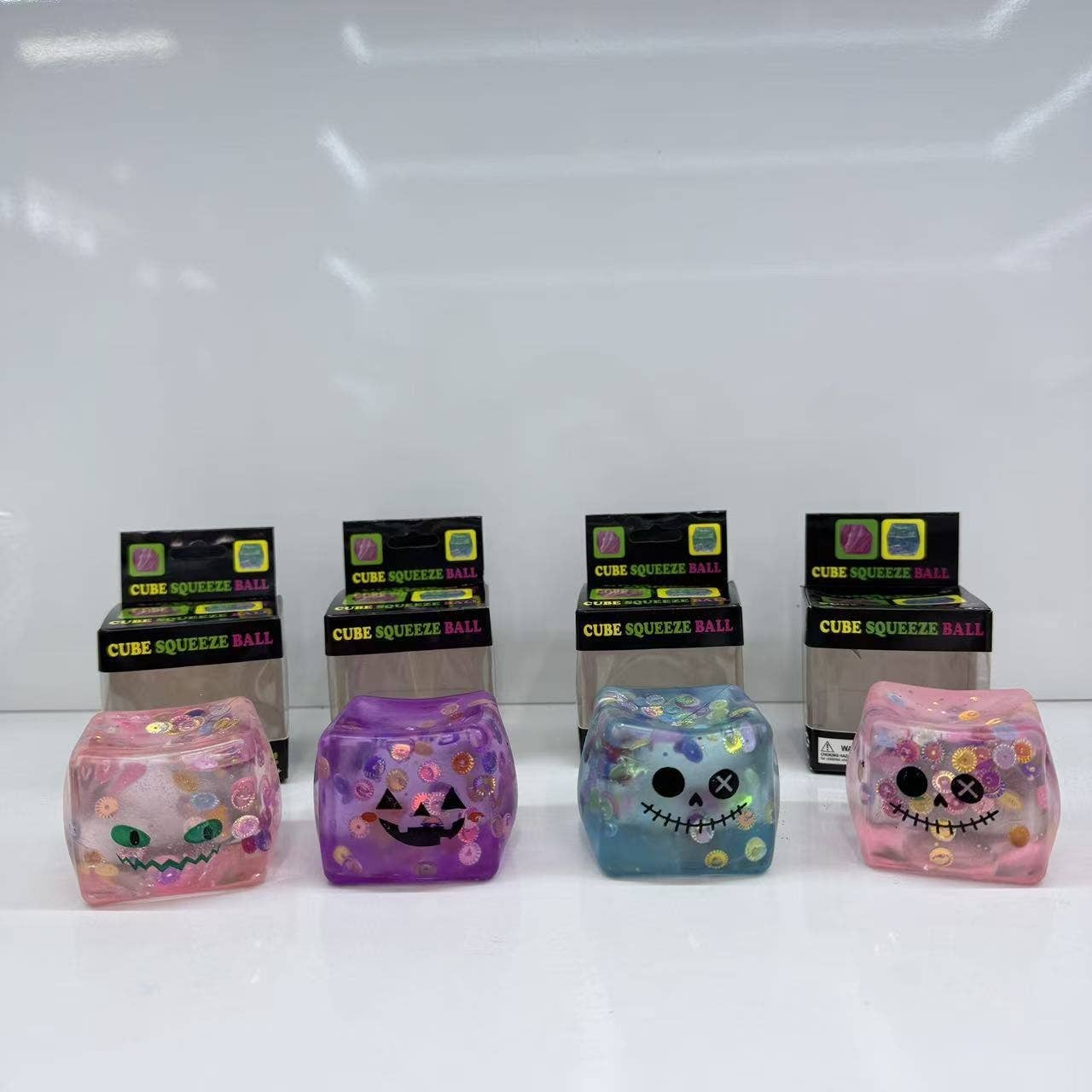 CWMM14288_HALLOWEEN SLOW REBOUND STRESS SQUISHY TOY