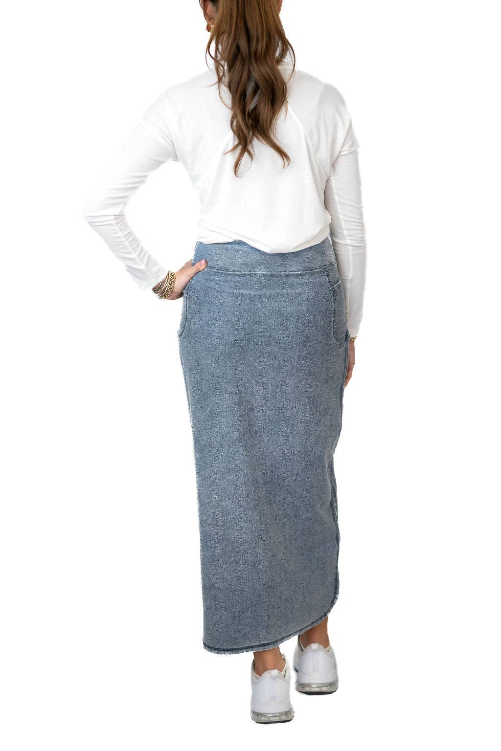 Flex Denim Maxi Skirt with Pockets
